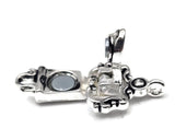 Elegant and practical, these silver magnetic clasps transform how bracelets fit. The fold‑over cover guards a strong magnet, creating secure magnetic clasps that resist attraction from car doors or shopping carts. With loops at each end, they work as single strand clasps or for multi‑strand creations. These magnetic clasps for jewelry outperform lobster clasps and toggle clasps—no tricky hooks, no slipping bars—just a reliable magnetic closure you can operate one‑handed. Perfect for everyday wear and gifts.