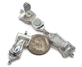 Compact silver fold over magnetic clasp featuring vertical loops and a smooth locking lid. Ideal for peyote bracelet clasps and bead‑woven edges; also suits stringing. Single loop each end offers multi strand capability. Popular search match: magnetic clasps for bracelet designs, fold over magnetic clasps, silver magnetic clasps for jewelry making.