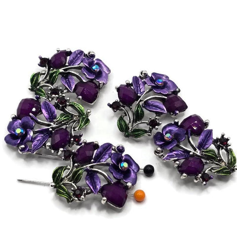 2 Hole Slider Beads -Qty 5 Antique Gold Floral Flower Jet Black Metal Findings for Jewelry Making Crafting Necklaces or Bracelets 981-M11
